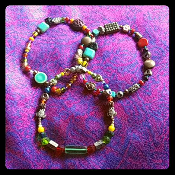 Flash SALE! handmade stretchy beaded bracelets. - Picture 1 of 1